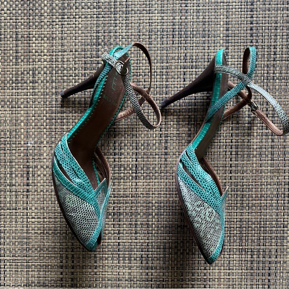Vintage Green Faux Snakeskin Open Toe Italian Heels - Picture 3 of 7